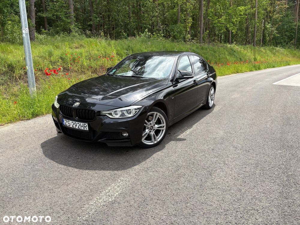 BMW Seria 3 330i xDrive - 1