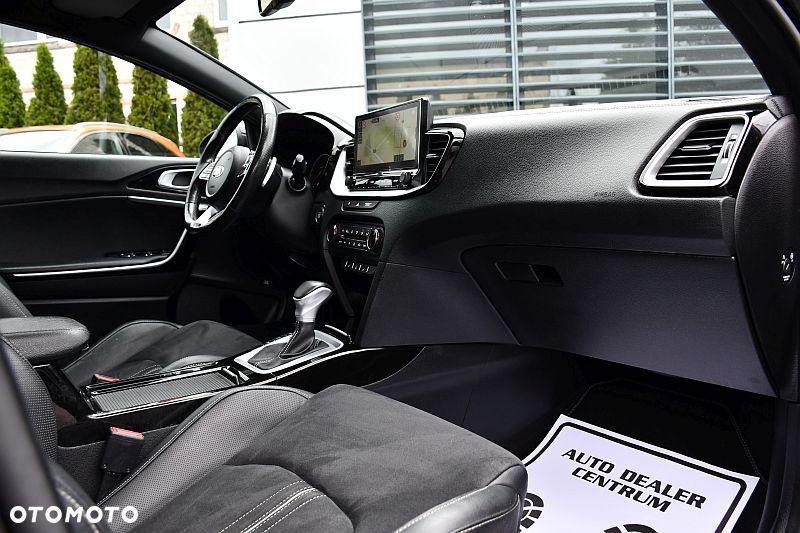 Kia ProCeed 1.4 T-GDI DCT7 OPF GT LINE - 6