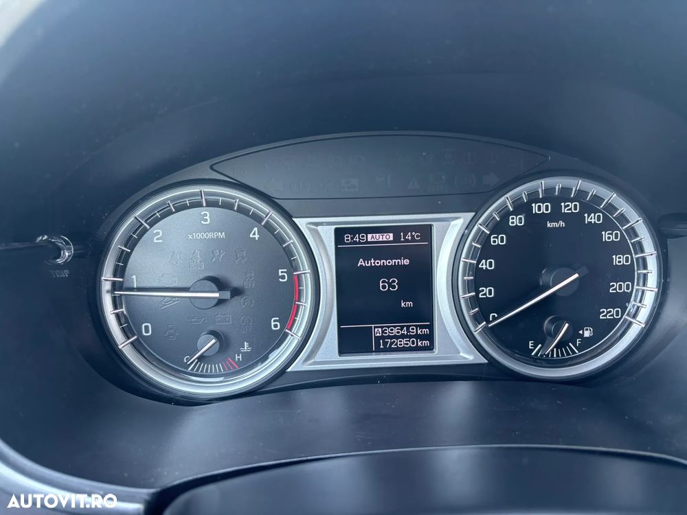 Suzuki Vitara - 24