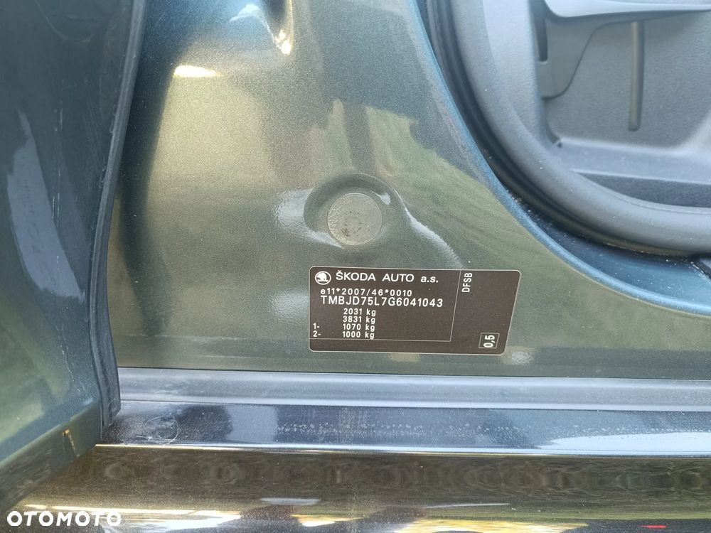 Skoda Yeti 2.0 TDI SCR 4x2 Monte Carlo - 13