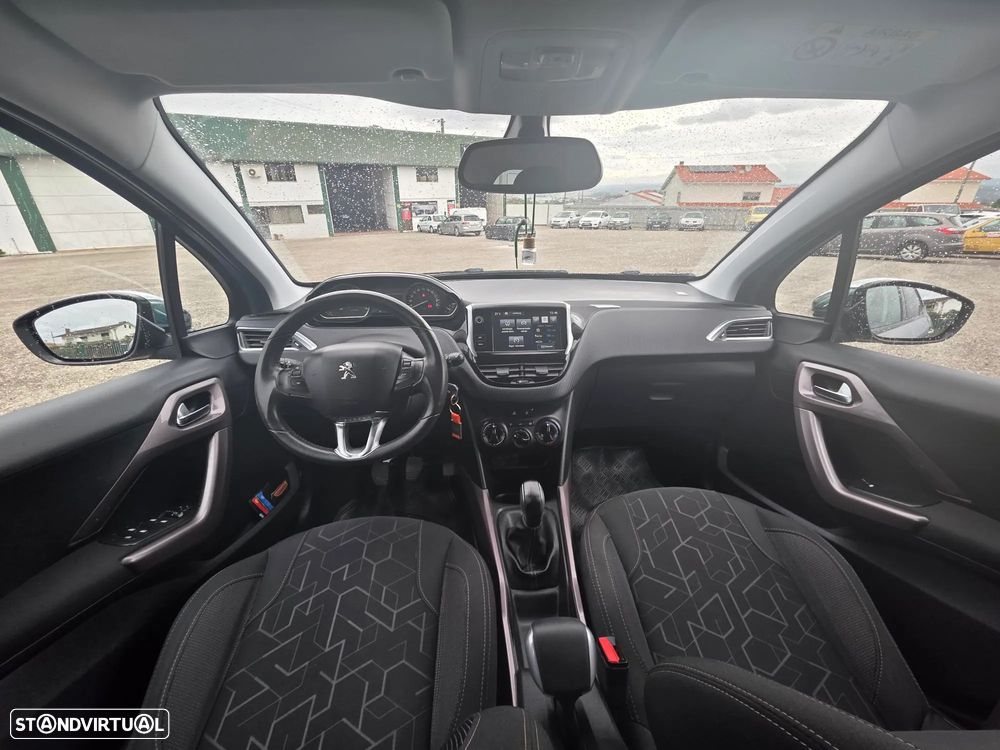 Peugeot 2008 1.6 BlueHDi Style - 8