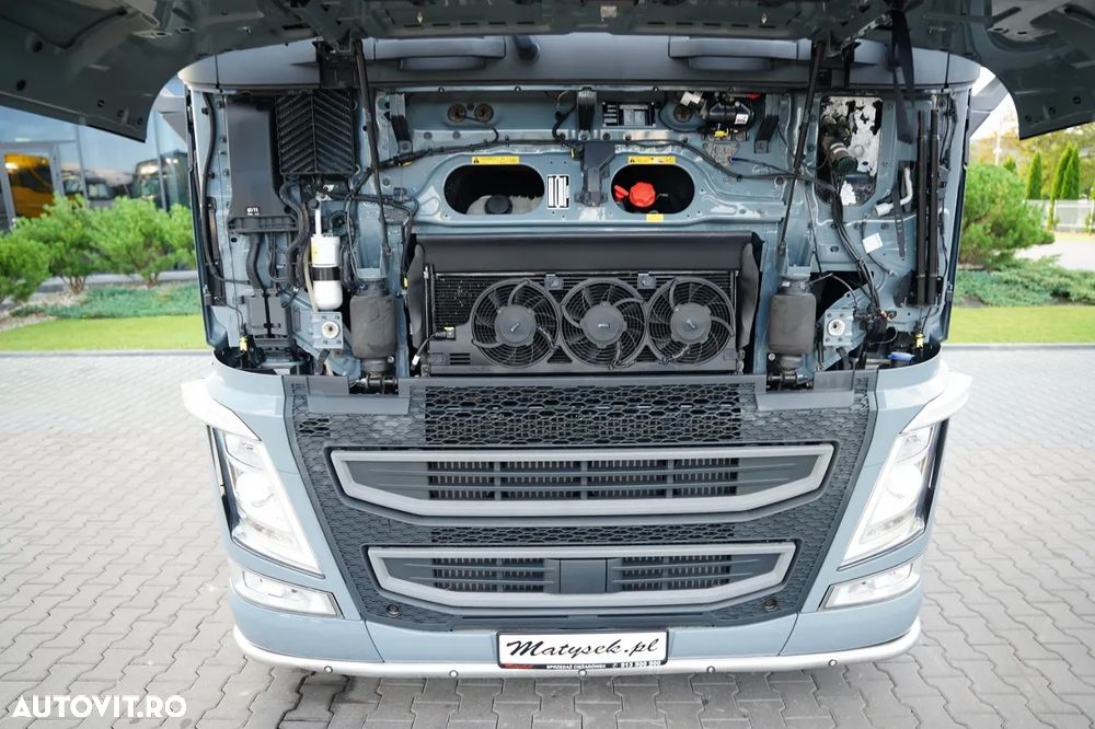 Volvo FH 540 / 6x2 / RETARDER / I-PARK COOL / ÎMPINGĂTOR / PUNTE DE DIRECȚIE / RIDICATIVĂ / SUSPENSIE PNEUMATICĂ / PIELE / IMPORTAT DIN GERMANIA / EURO 6 - 38