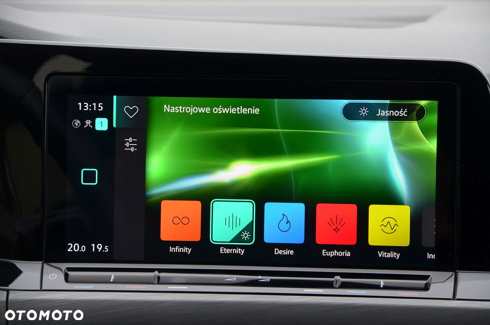 Volkswagen Golf 1.5 eTSI EVO Style DSG - 29