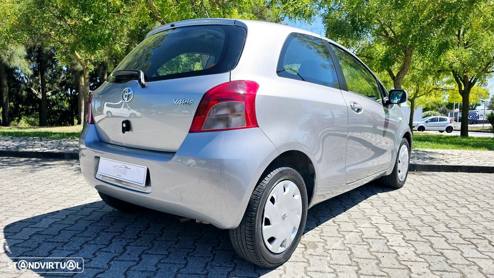 Toyota Yaris 1.0 VVT-i AC Manual - 10