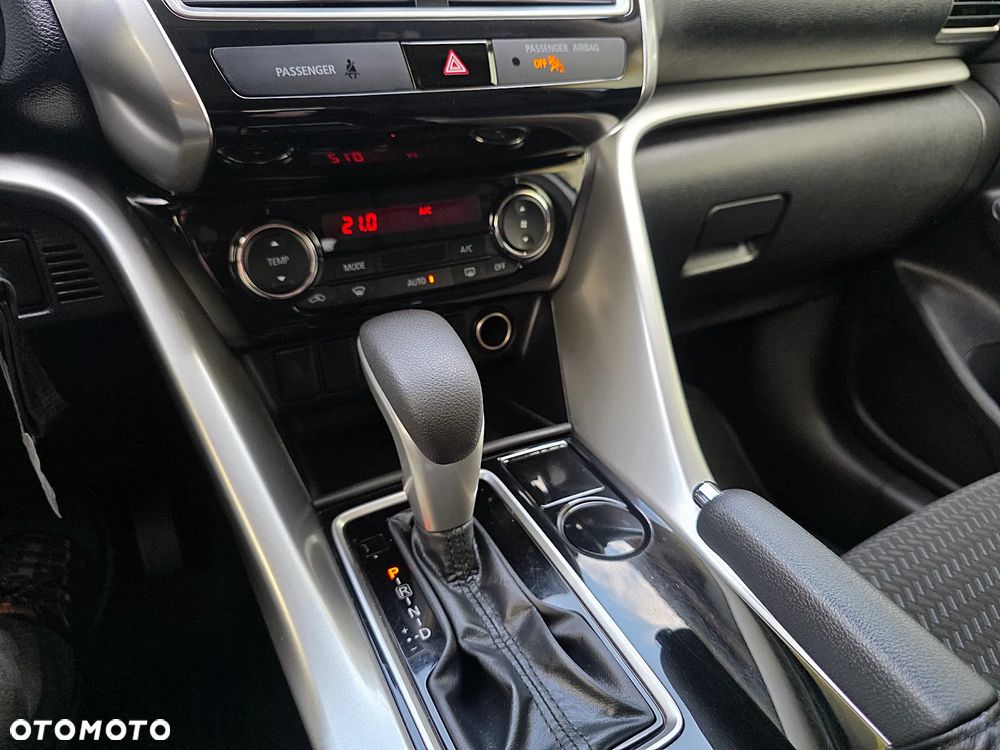 Mitsubishi Eclipse Cross 1.5 T GPF Invite Plus CVT - 14