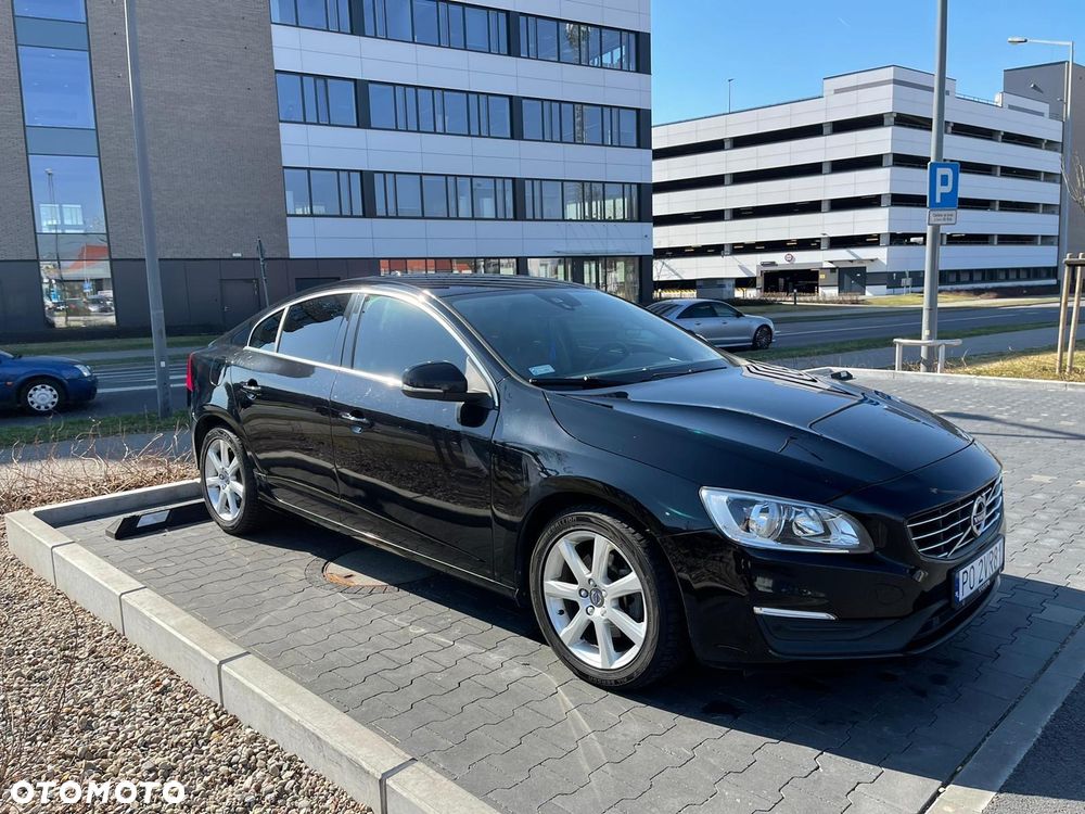 Volvo S60 D2 Drive-E Momentum - 17