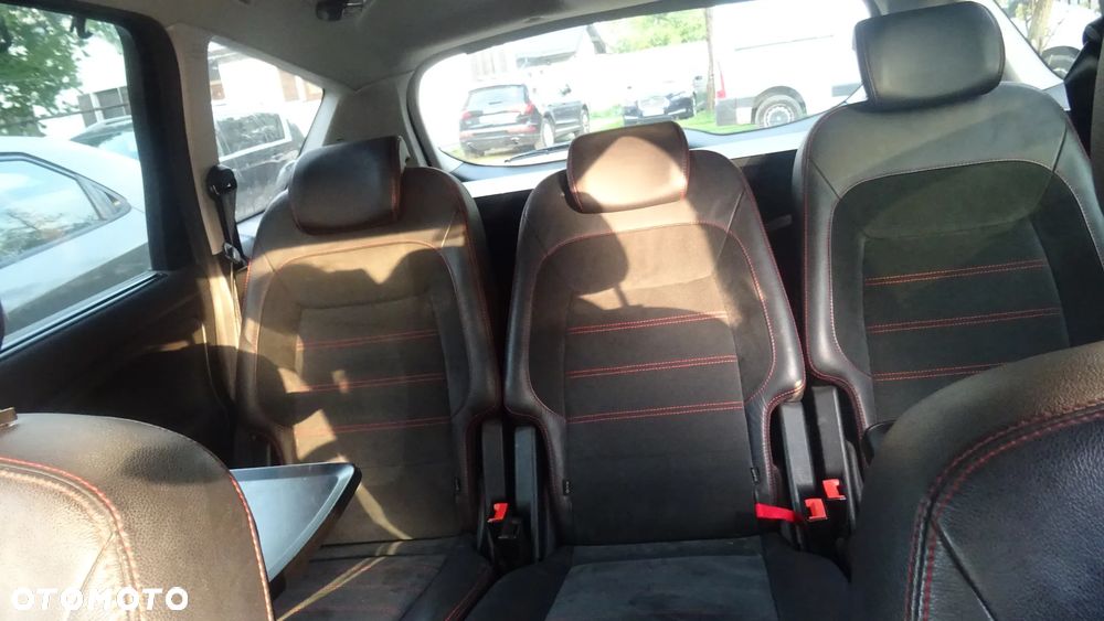 Ford S-Max 2.2 TDCi DPF Titanium - 16