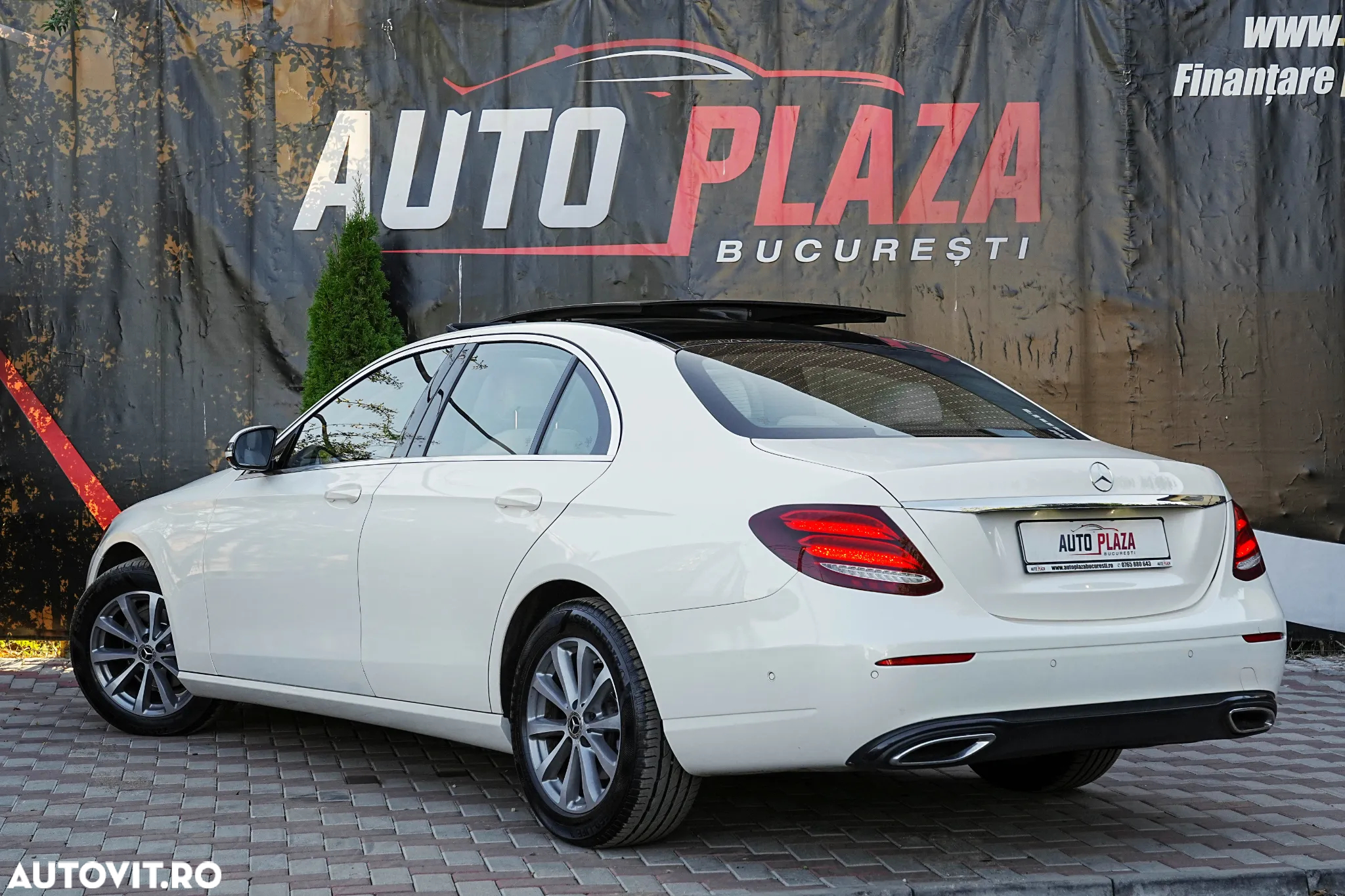 Mercedes-Benz E 200 d 9G-TRONIC Exclusive - 9
