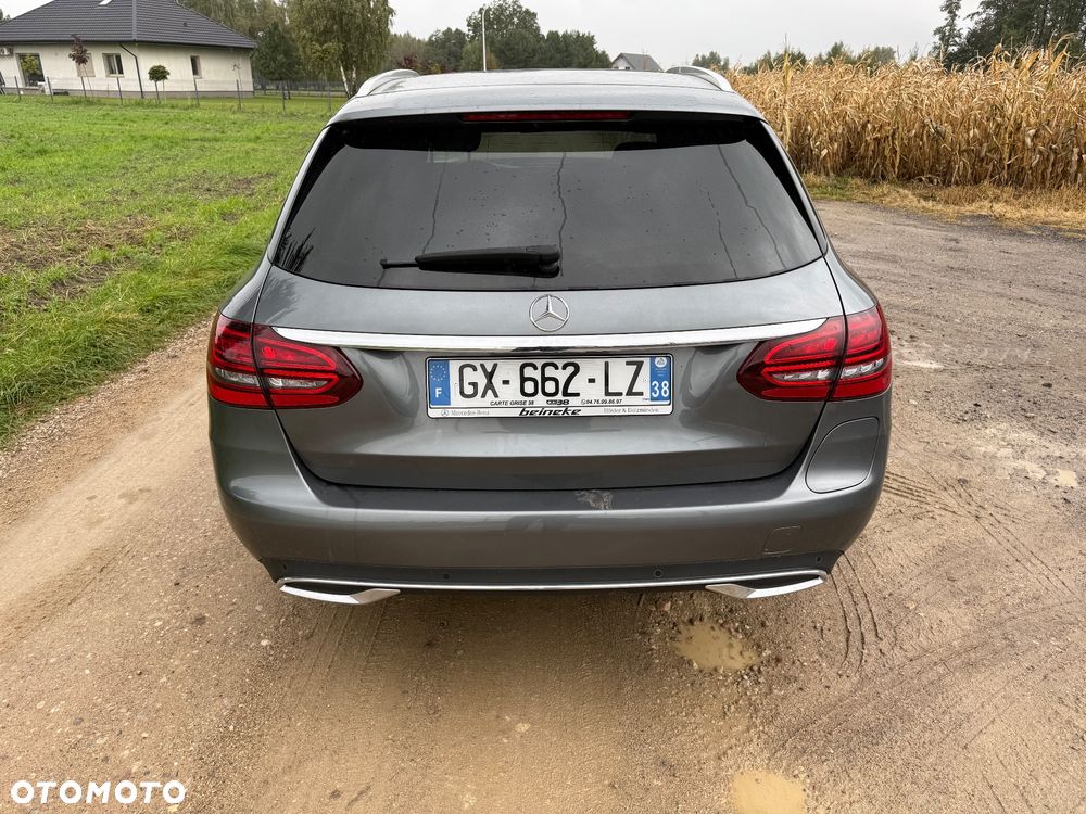 Mercedes-Benz Klasa C 300 de T 9G-TRONIC - 6