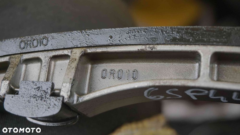 AVENSIS T27 AURIS COROLLA 2.0 D4D 11r 1AD-FTV slizg prowadnica lancucha - 4