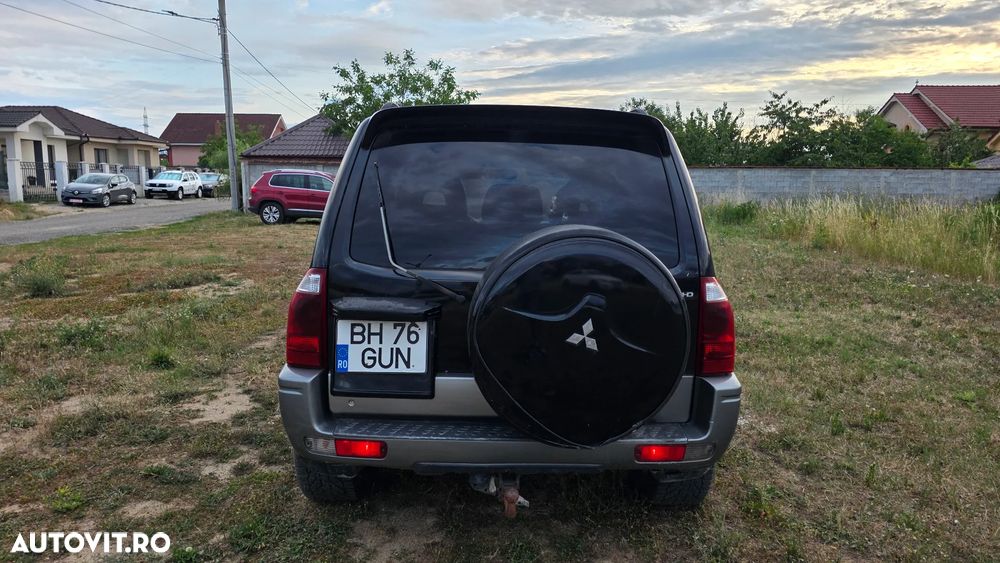 Mitsubishi Pajero 3.2 DI-D Automatik Dakar - 39