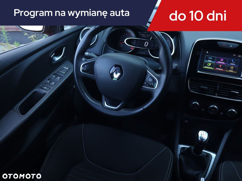 Renault Clio - 9