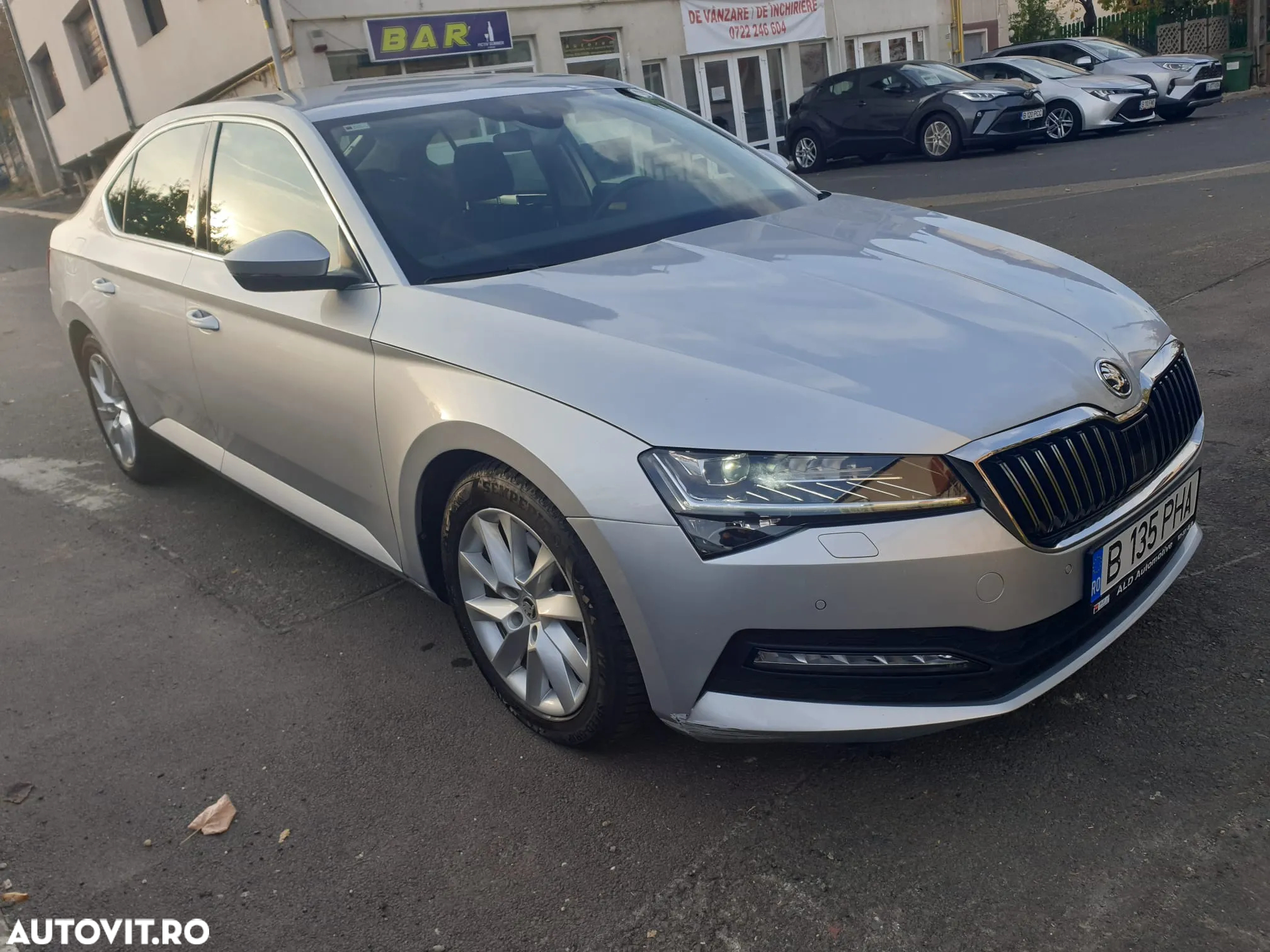 Skoda Superb 2.0 TDI DSG Ambition - 3