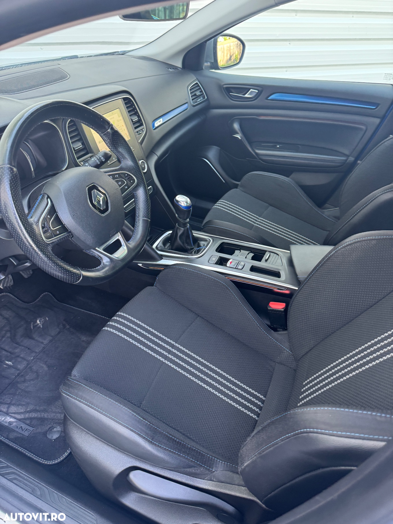 Renault Megane ENERGY dCi 130 GT LINE - 26