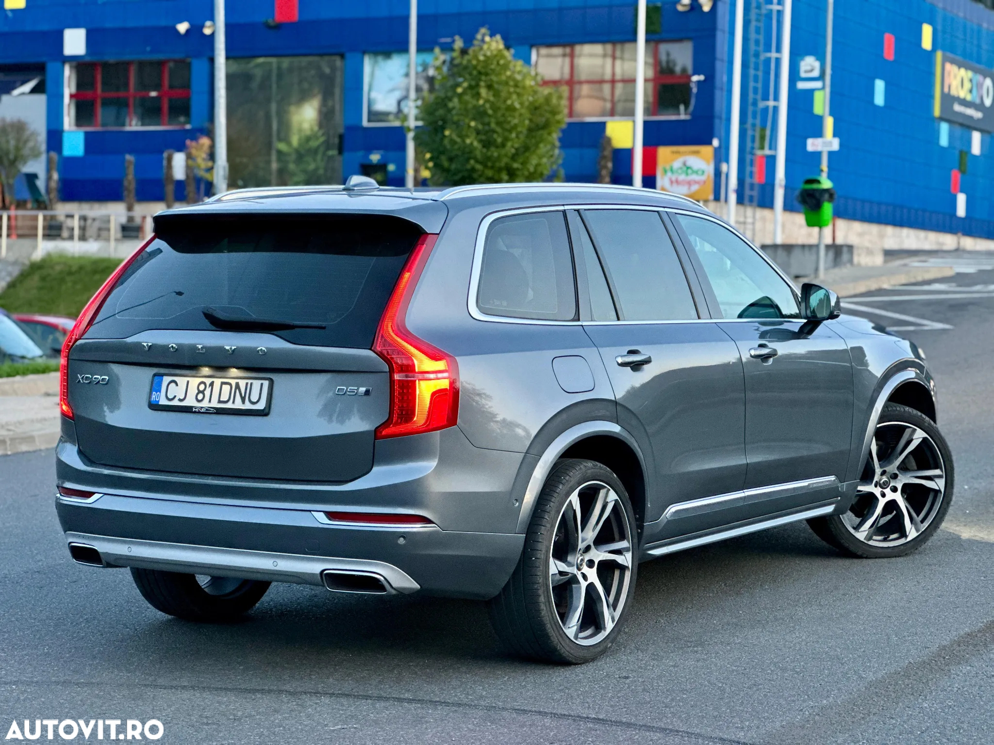 Volvo XC 90 D5 AWD Geartronic Inscription - 3