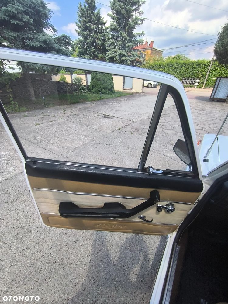 Lada 2106 - 11