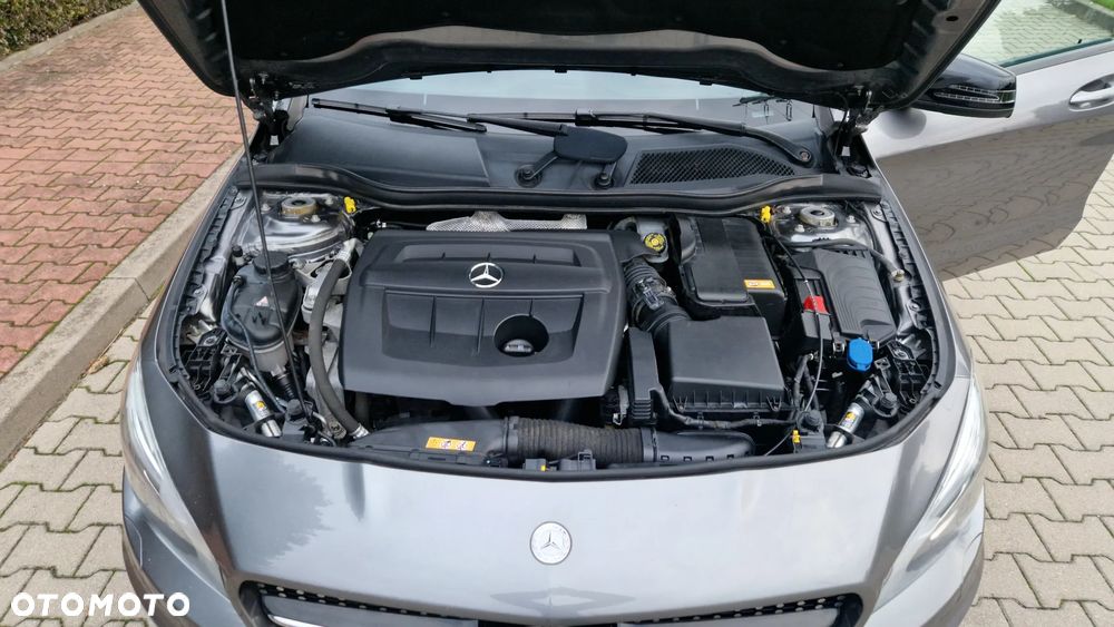 Mercedes-Benz CLA - 22