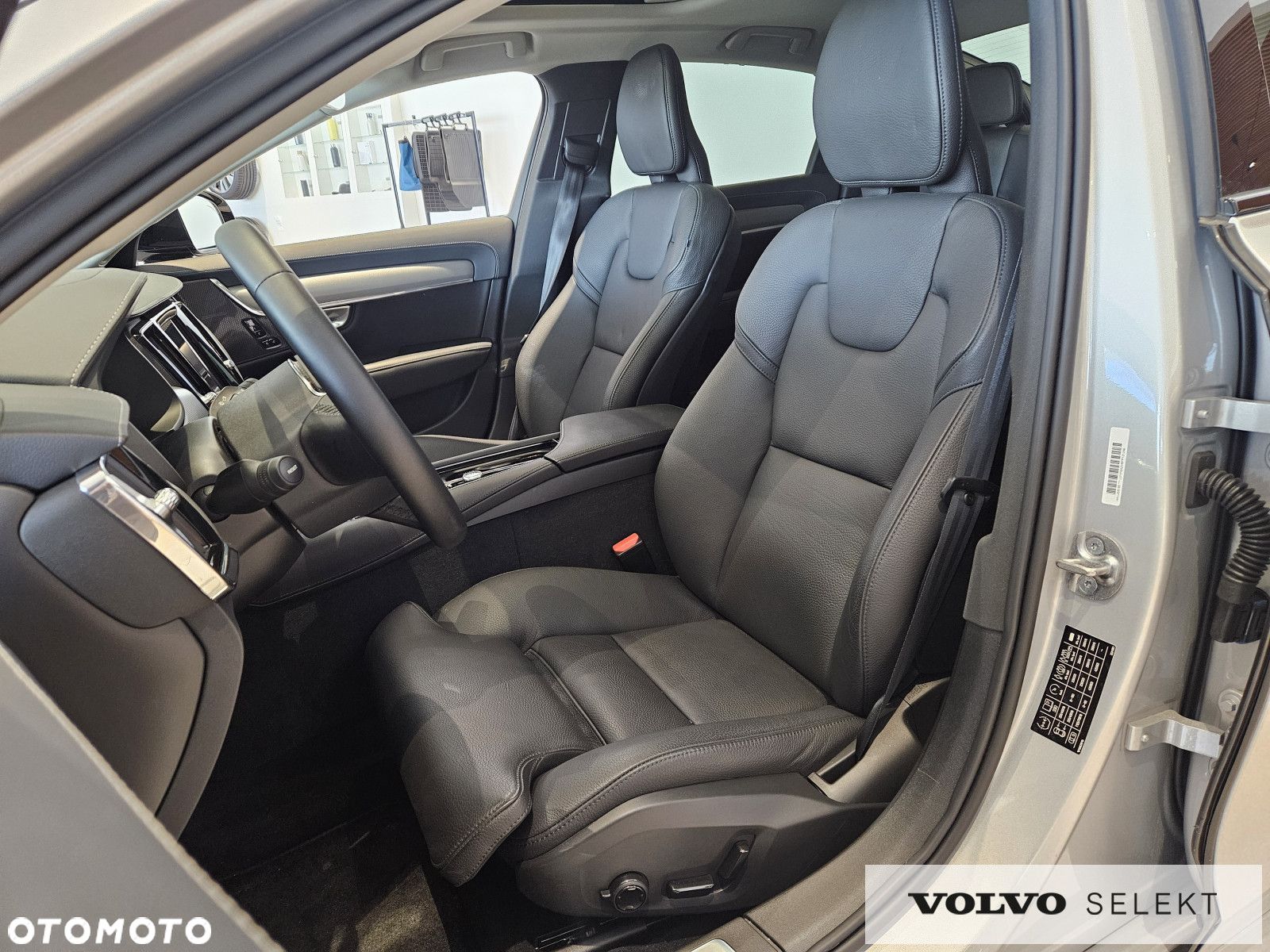 Volvo S90 - 14