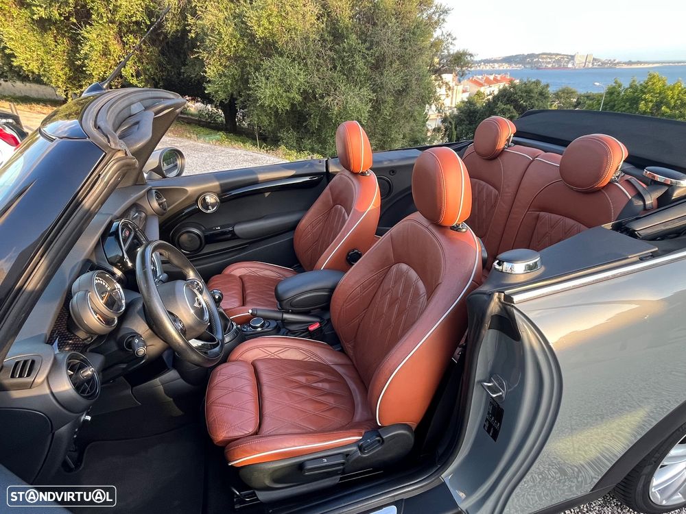 MINI Cabrio Cooper S Sidewalk - 12