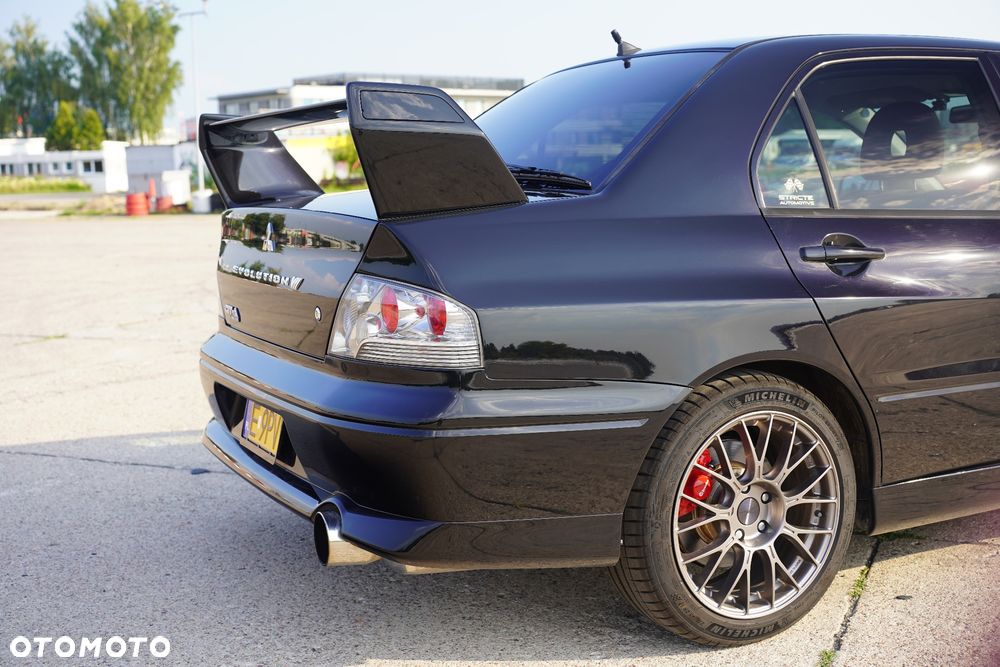 Mitsubishi Lancer Evolution - 16