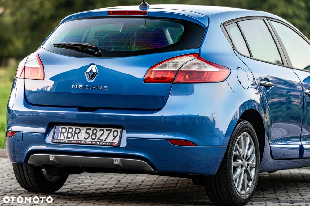 Renault Megane ENERGY TCe 115 Start & Stop Authentique - 11