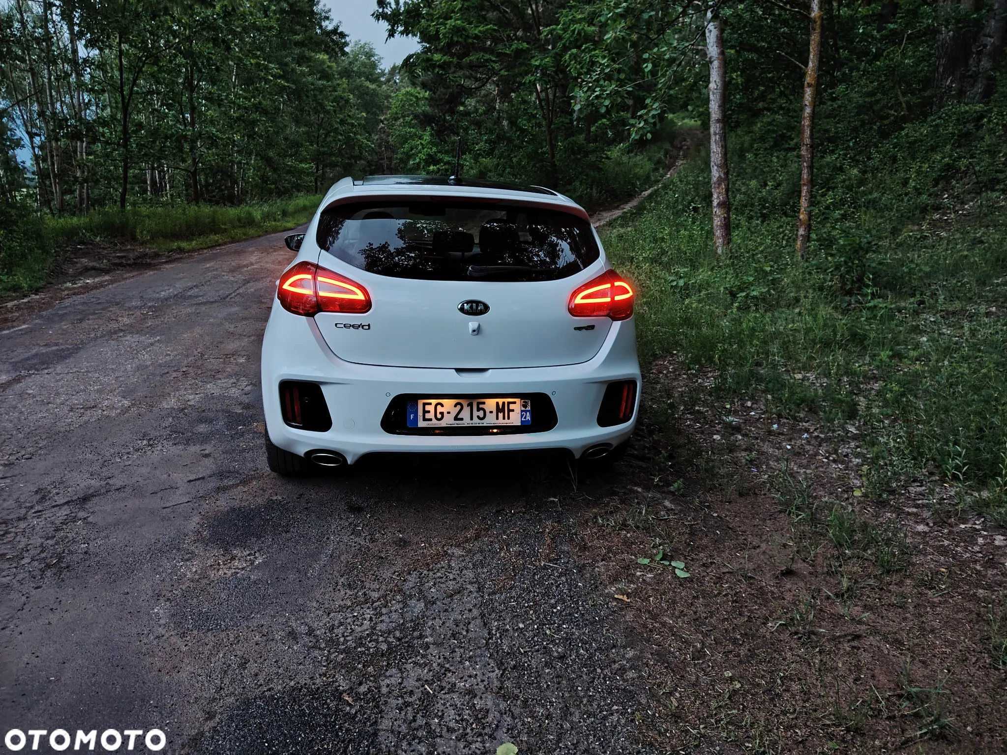 Kia Ceed Cee'd 1.6 CRDi GT Line - 4