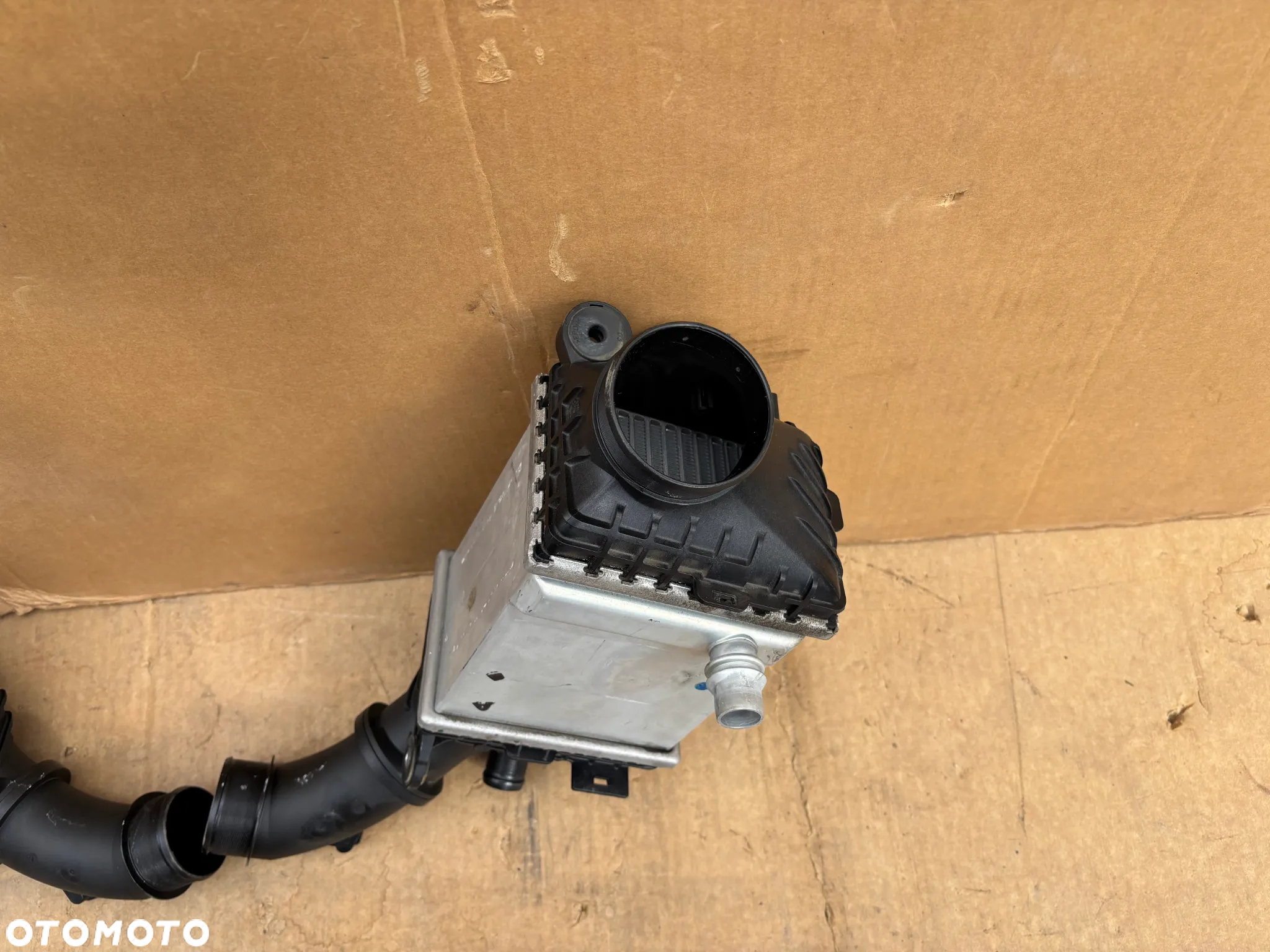Chłodnica Powietrza Intercooler Wodny BMW X5 G05 X6 G06 X7 G07 4.4i M50i M60i 5a2c232  5a2c233 - 9