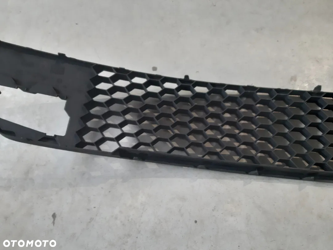 Kratka środkowa zderzaka Skoda Octavia 2 FL RS II lift RS Atrapa zaślepka 1Z0853677D - 7