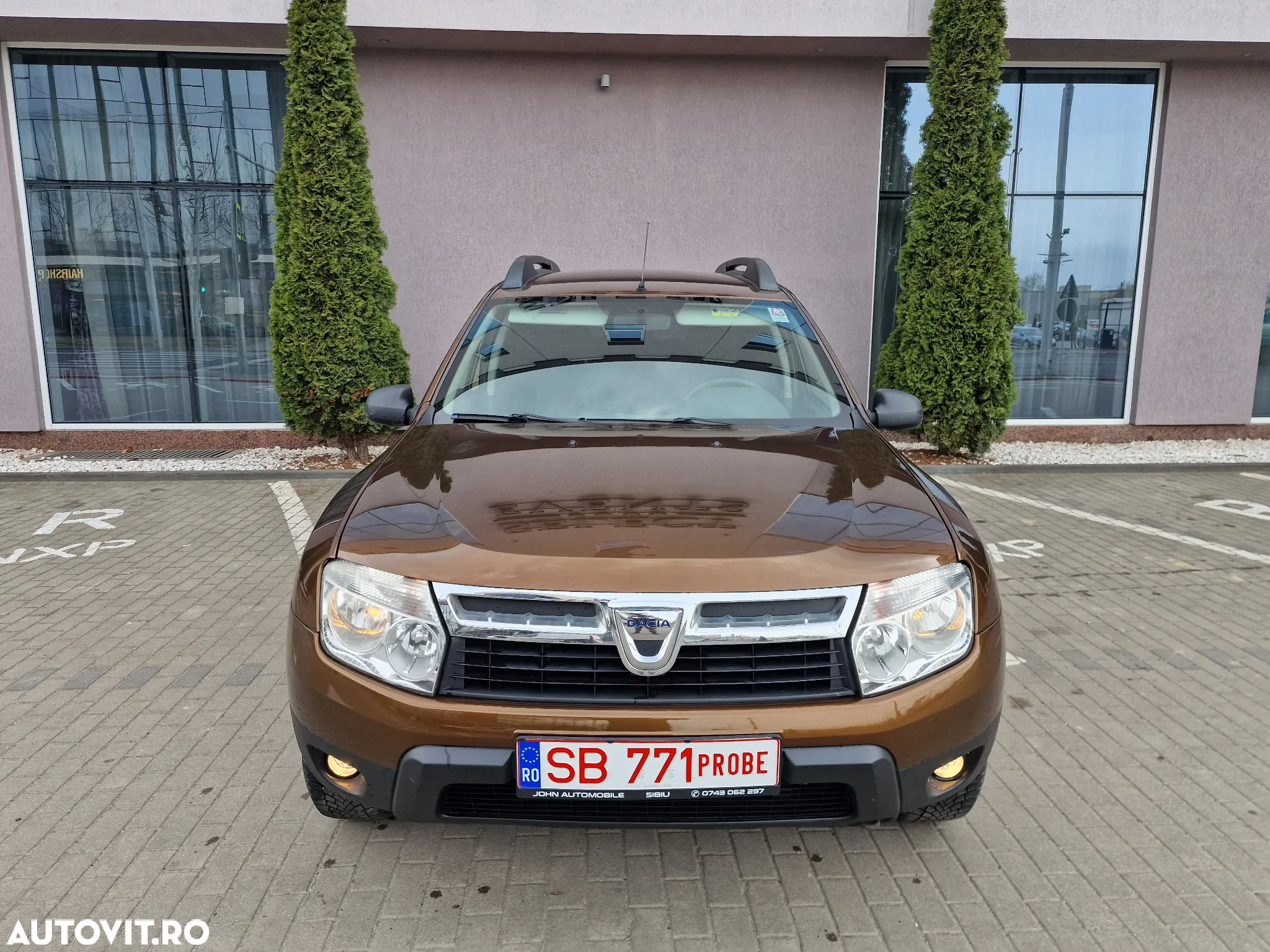 Dacia Duster 1.6 4x2 Laureate - 6