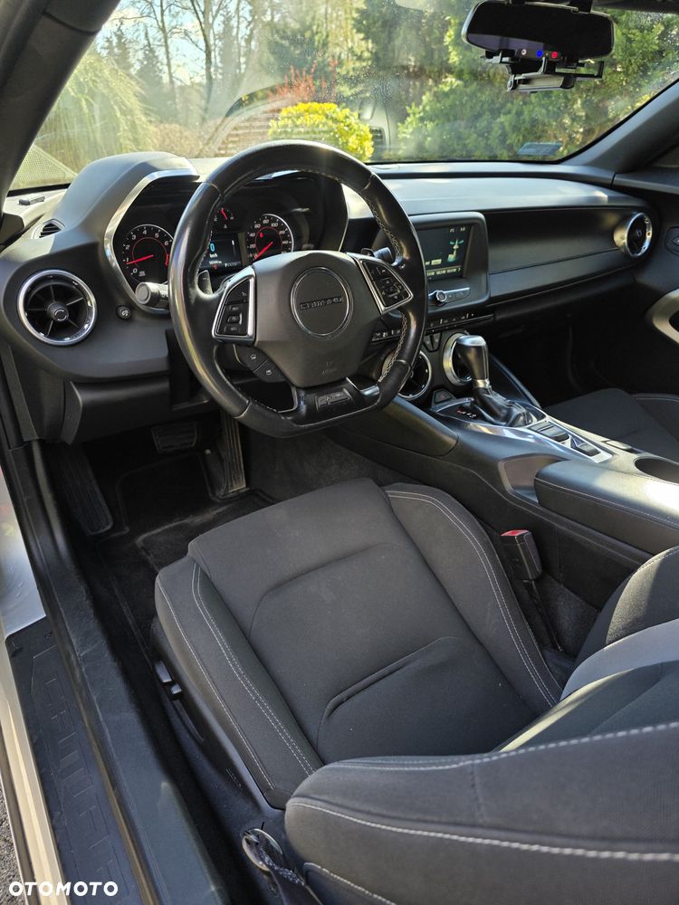 Chevrolet Camaro 2.0 - 11