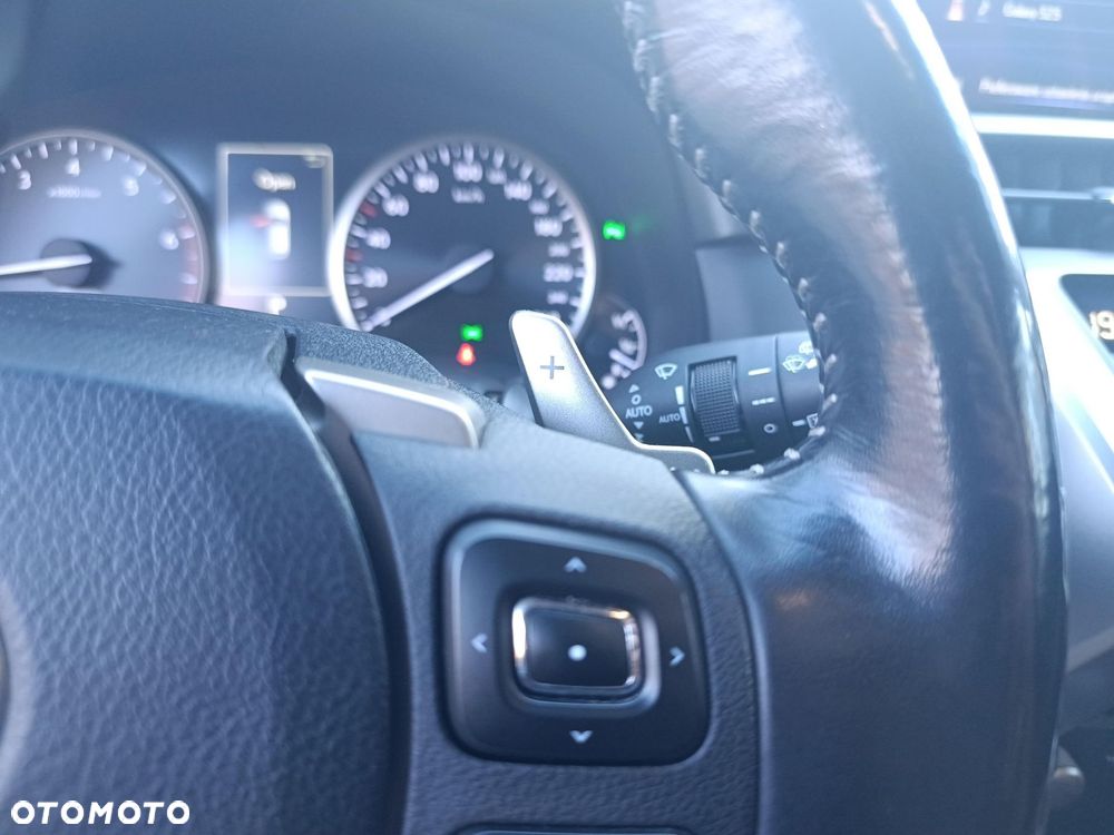 Lexus NX 300 Comfort AWD - 25