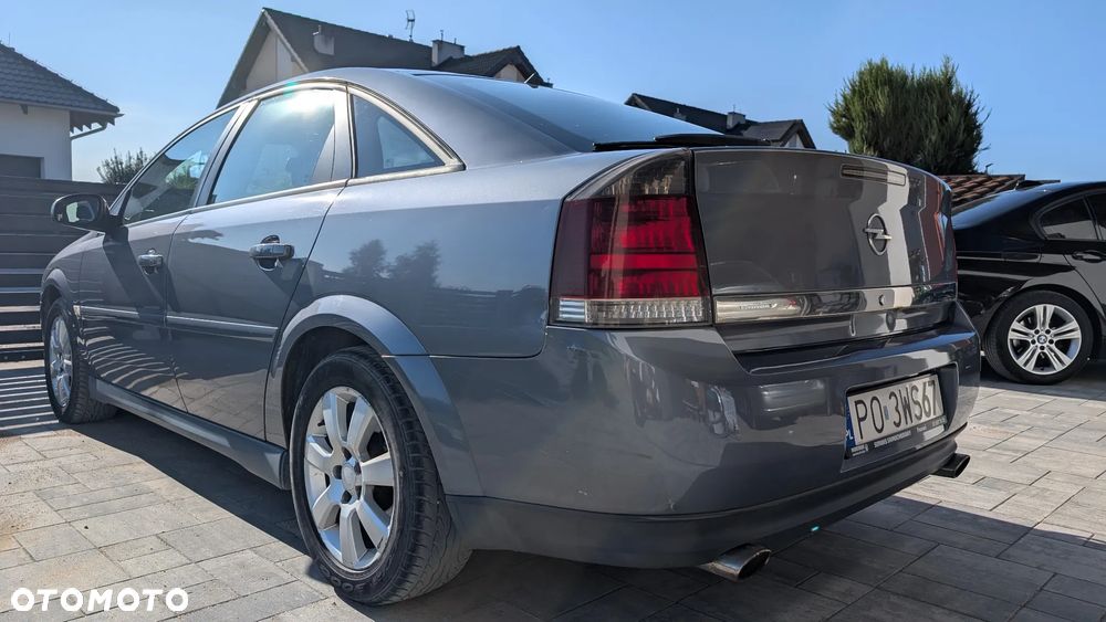 Opel Vectra 1.8 - 4