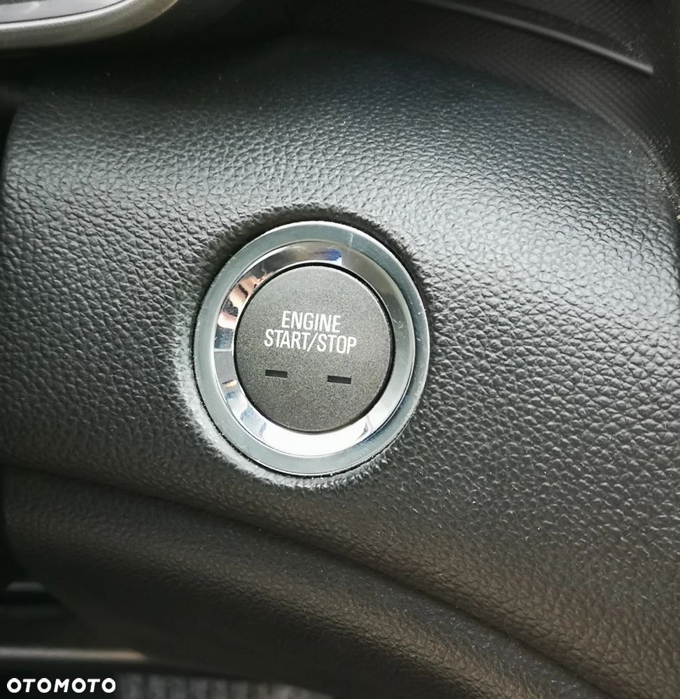 Chevrolet Malibu 2.0 AT LTZ - 17