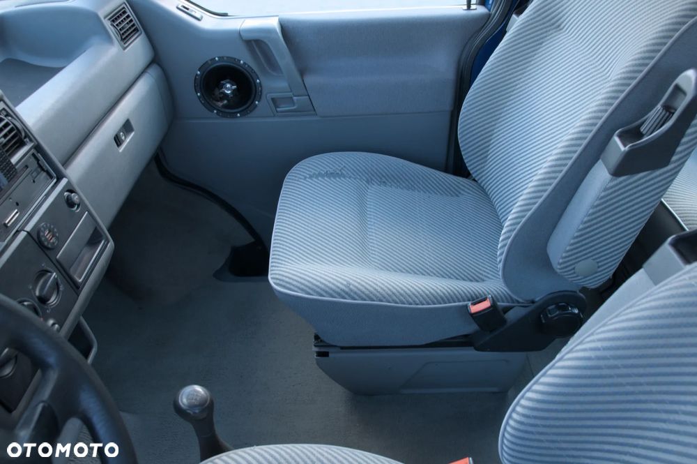 Volkswagen Transporter - 34