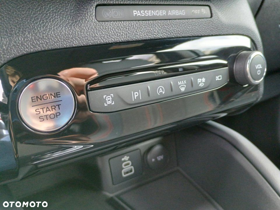 Ford Kuga - 18