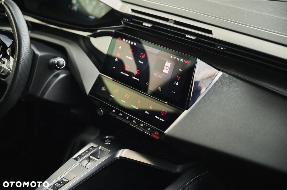 Peugeot 308 BlueHDi 130 EAT8 GT - 34