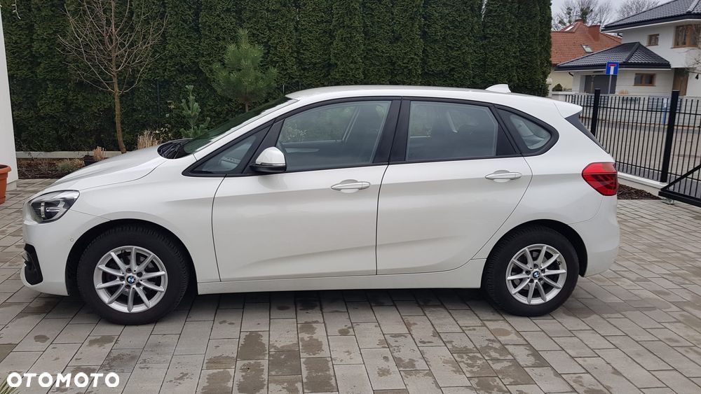 BMW Seria 2 216i - 4