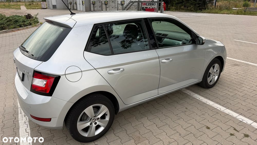 Skoda Fabia 1.0 Ambition - 4