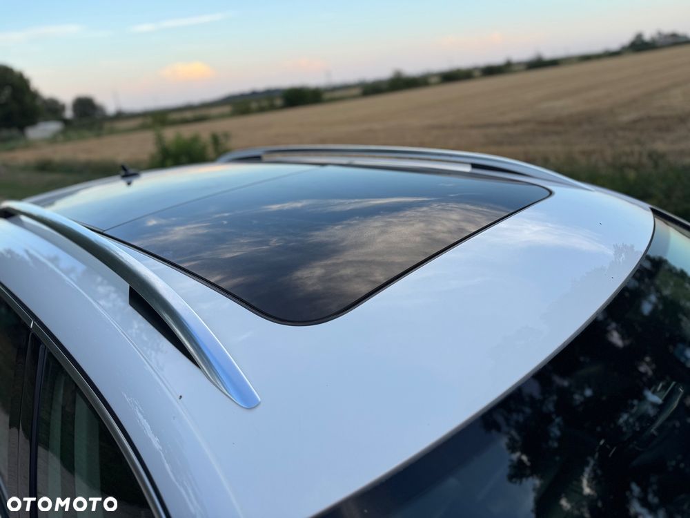 Volkswagen Tiguan 2.0 TDI 4Mot R-Style DSG - 10