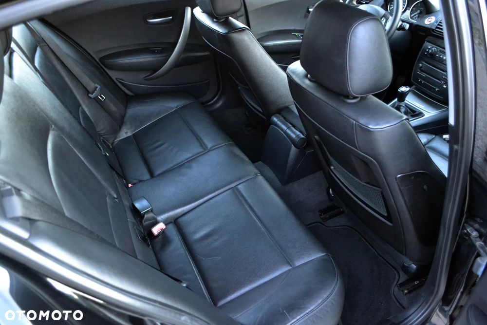 BMW Seria 1 120d DPF - 14