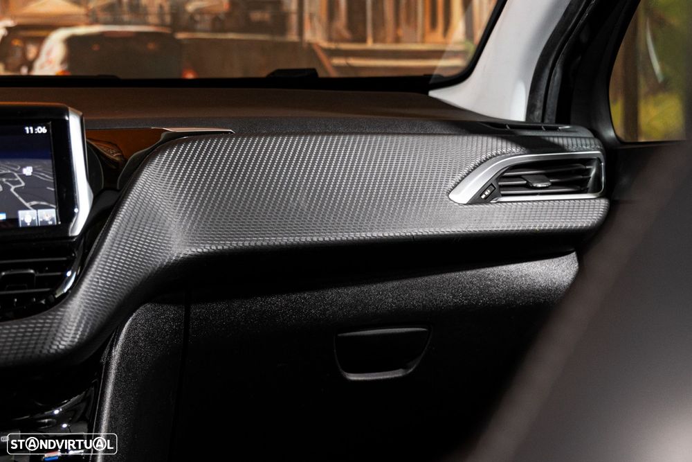 Peugeot 2008 1.6 BlueHDi Allure - 22