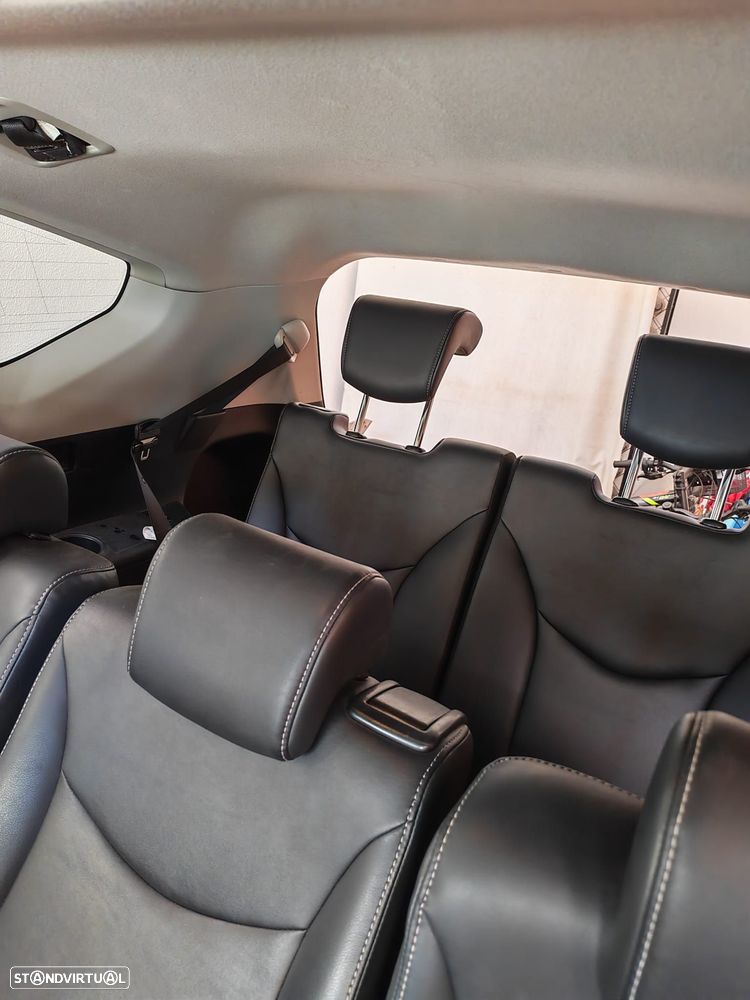 Toyota Prius+ - 14