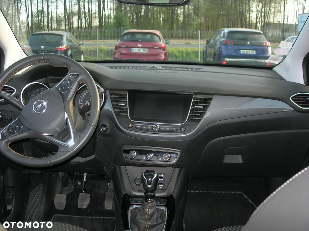 Opel Crossland X - 14
