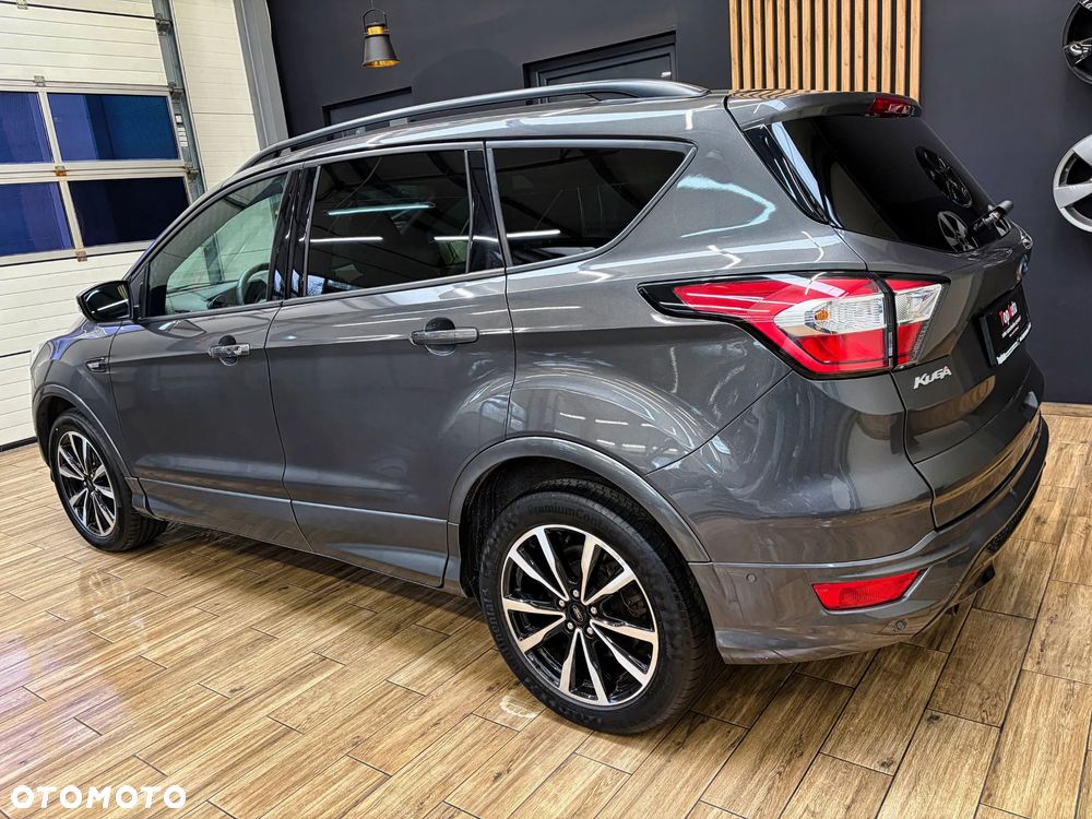 Ford Kuga 1.5 EcoBoost 2x4 ST-Line - 10