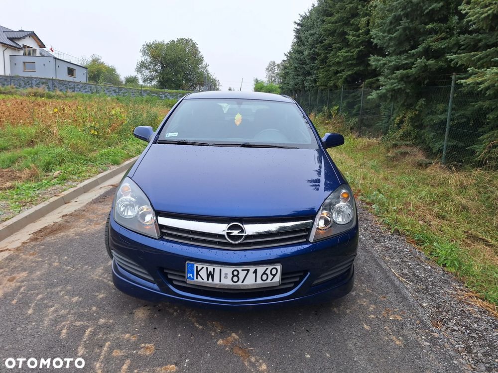 Opel Astra GTC 2.0 Turbo Sport - 1