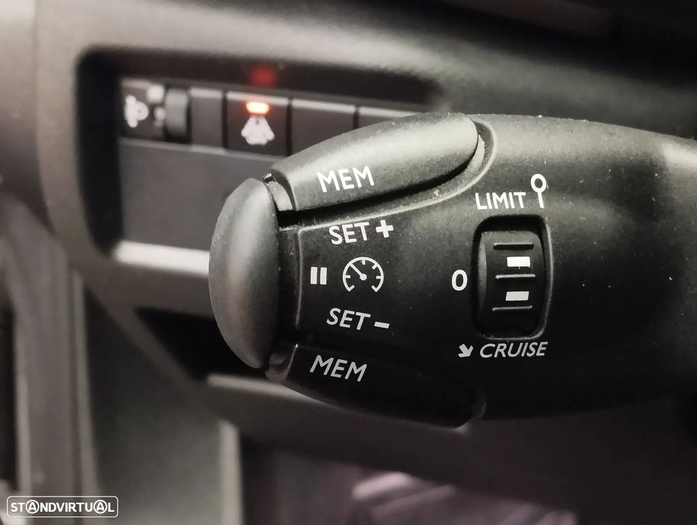 Citroën C5 Aircross 1.5 BlueHDi C-Series - 23