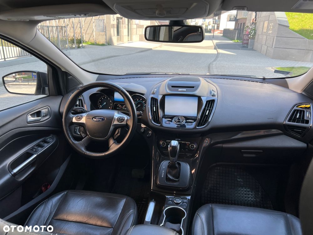 Ford Escape 2.0 EcoBoost AWD Titanium - 10