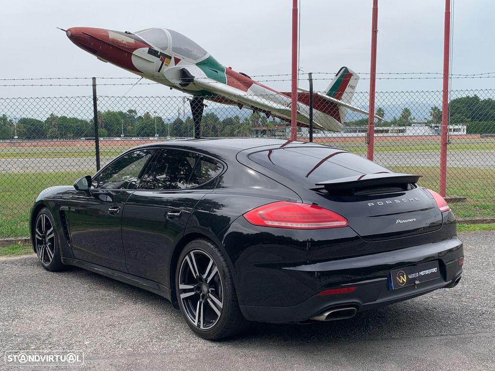 Porsche Panamera 3.0 V6 - 3