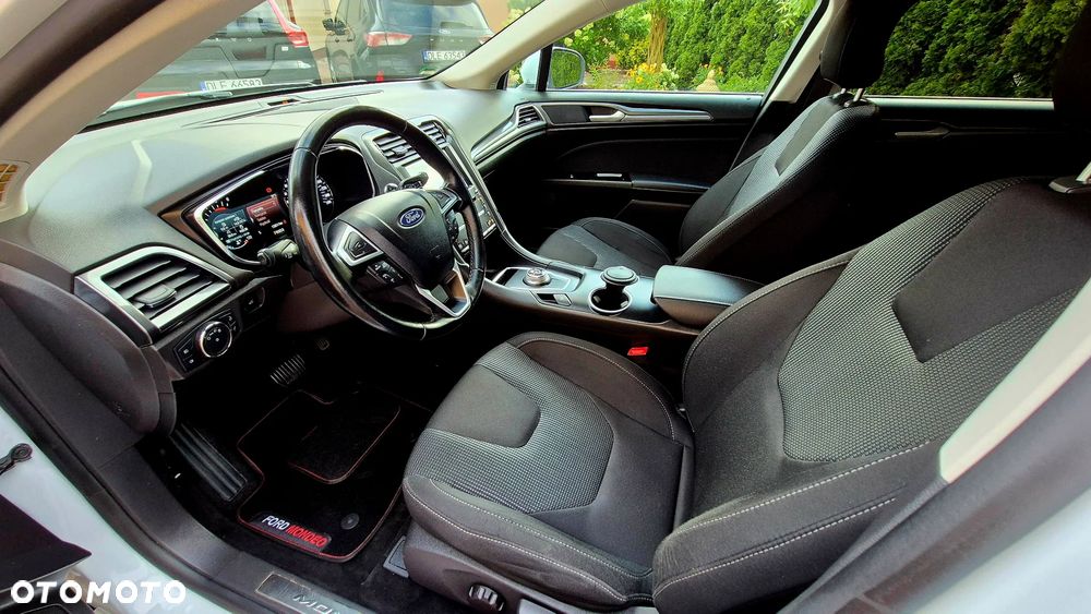 Ford Mondeo 2.0 EcoBlue Titanium - 17