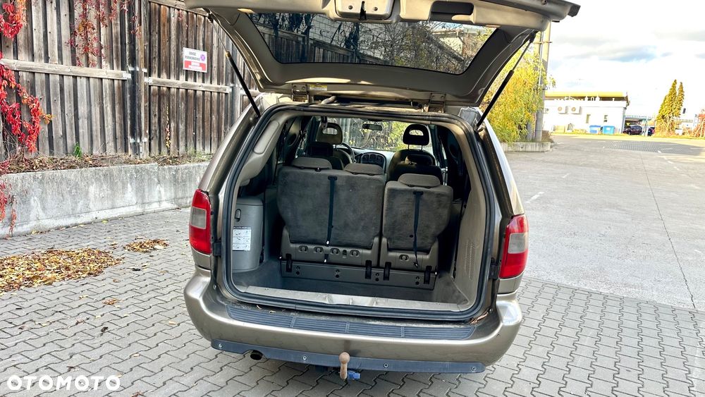 Chrysler Grand Voyager 3.3 LX S&G - 18